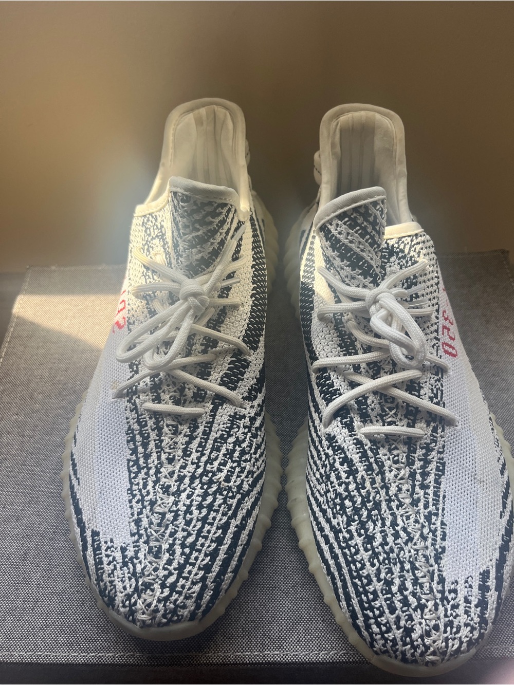 Yeezy Boost 350 V2 men’s Size 11 White and Black Zebra Pattern Sneakers